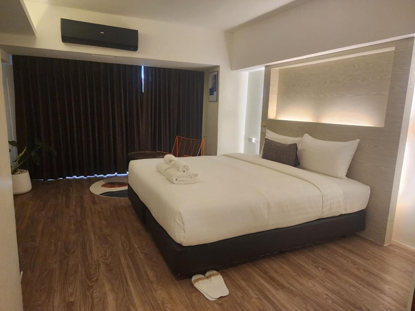 Gecko Eye Hotel Bangkok Exterior foto